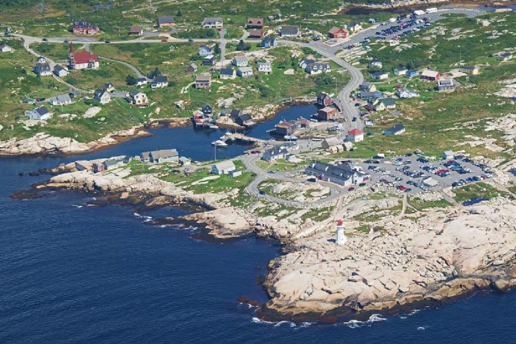 Peggy's Cove Hike and Village Tour A